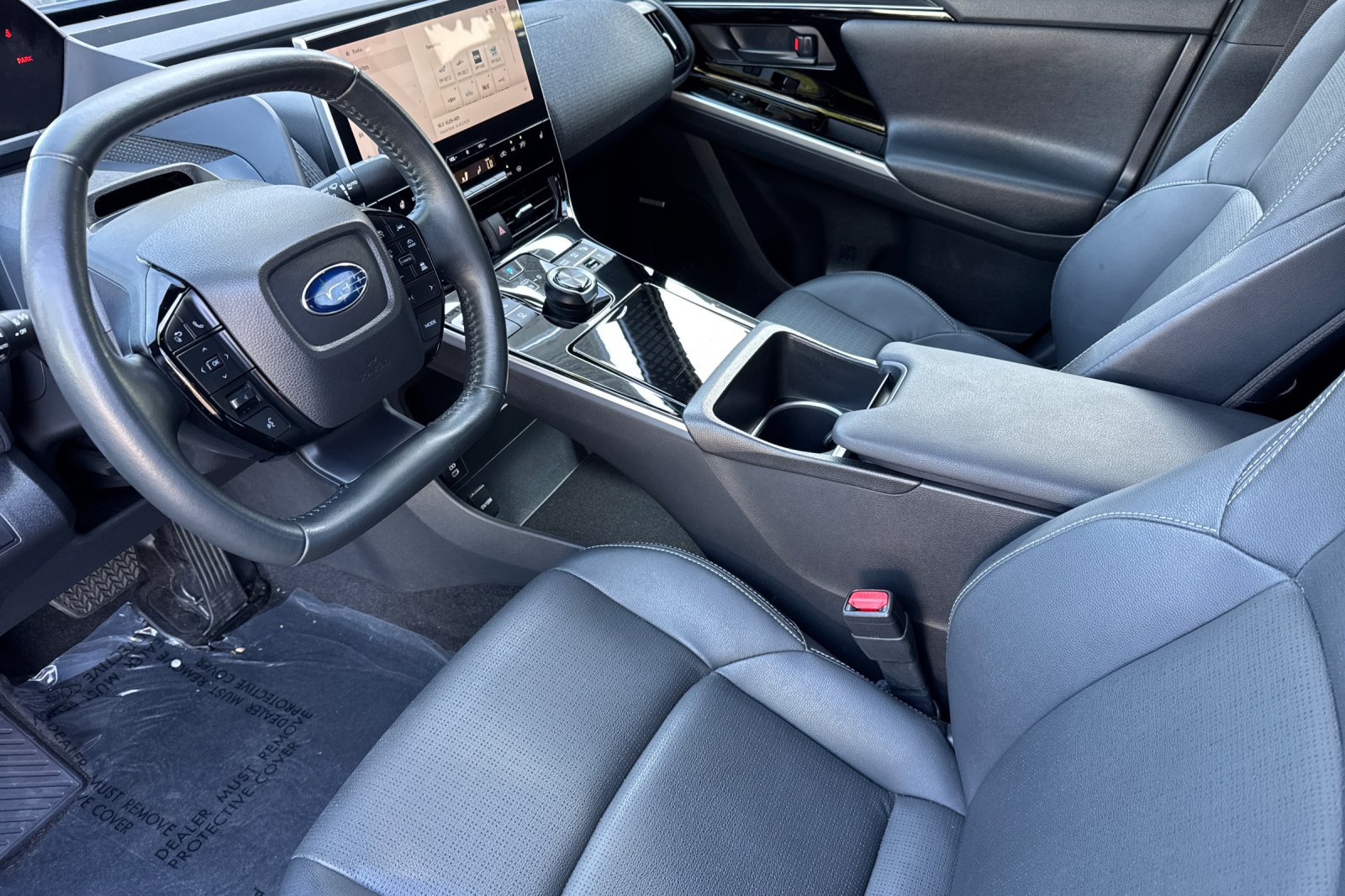 Used 2024 Subaru Solterra AWD/4WD image 10