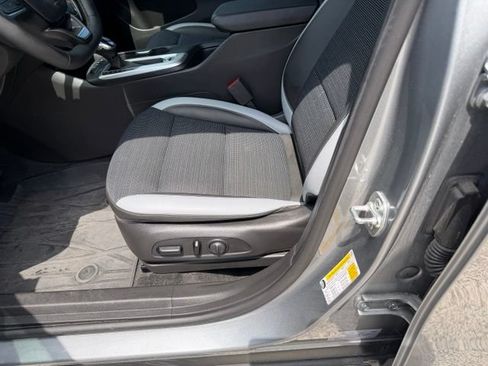Used 2024 Buick Envista Preferred w/ Convenience I Package FWD image 21