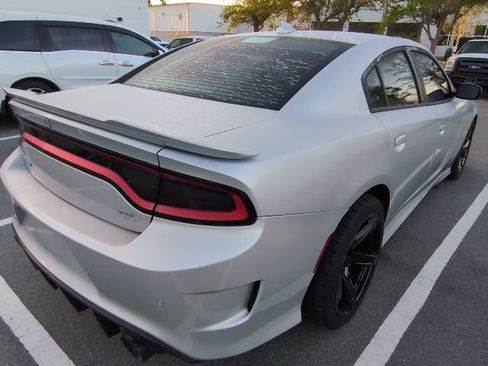 Used 2019 Dodge Charger R/T image 7