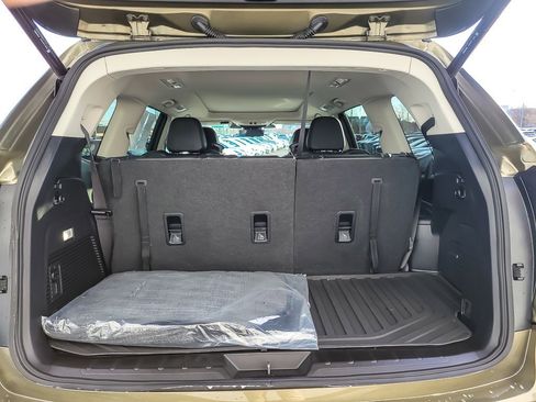 Certified 2025 Subaru Ascent Touring w/ Popular Package #2 image 18