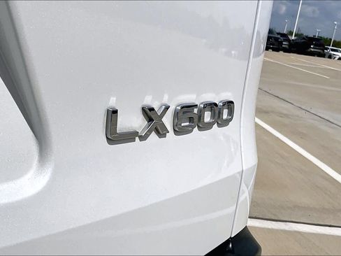 Used 2023 Lexus LX 600 4WD w/ Appearance Package image 28