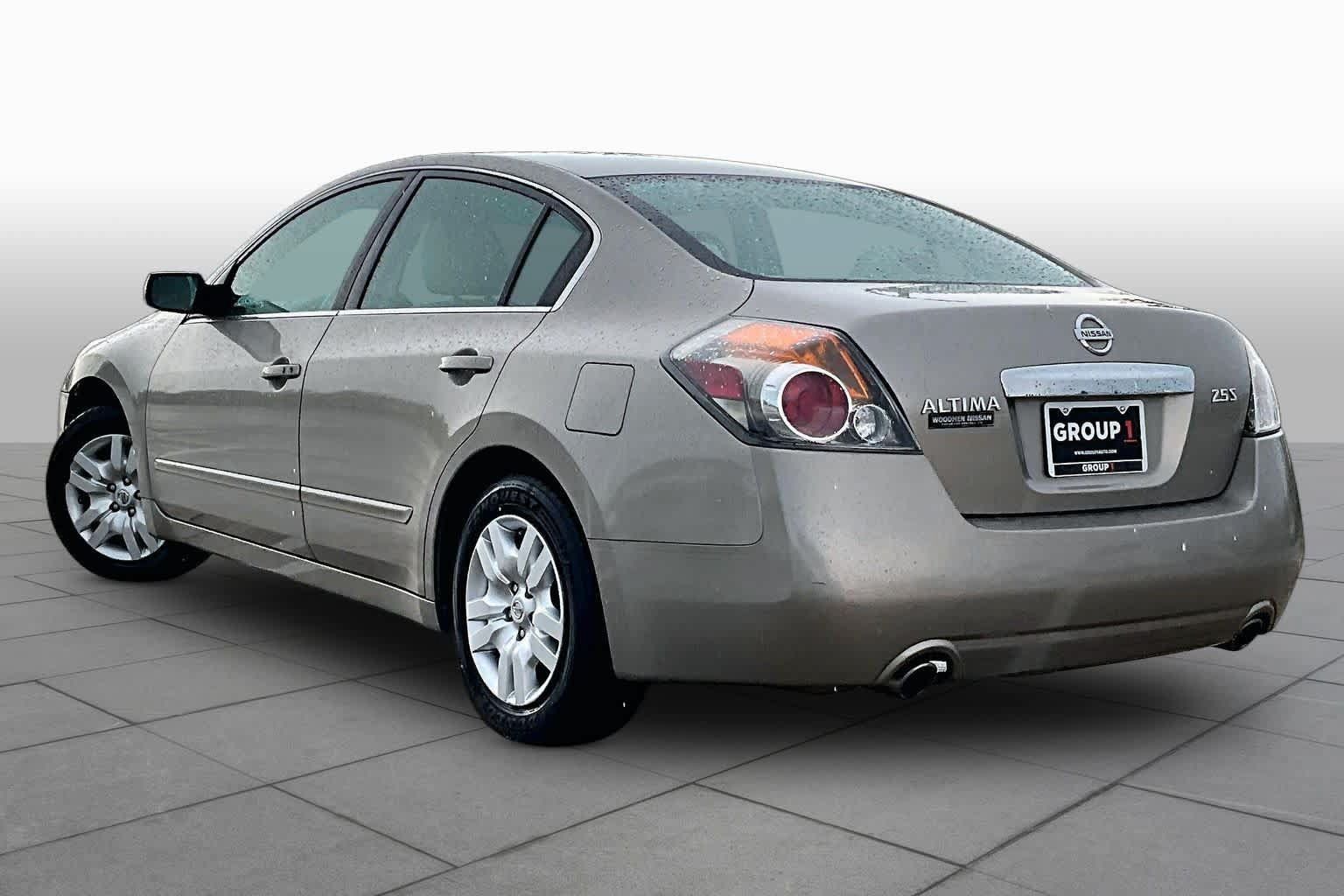 Used 2012 Nissan Altima 2.5 S FWD image 11