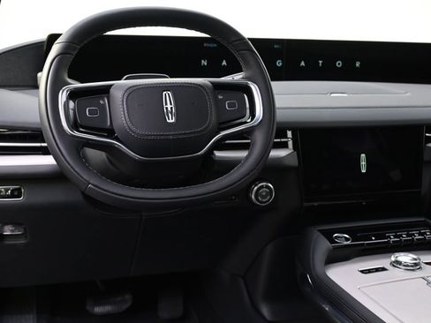 New 2026 Lincoln Navigator L Reserve w/ Jet Appearance Package image 12