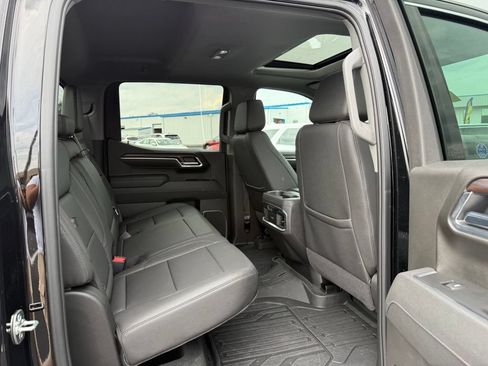 Used 2025 GMC Sierra 1500 SLT w/ SLT Premium Package AWD/4WD image 15