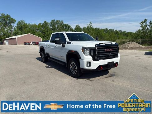 Used 2022 GMC Sierra 2500 AT4 w/ AT4 Preferred Package AWD/4WD image 8