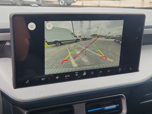 New 2025 Ford Maverick XLT w/ XLT Luxury Package image 12