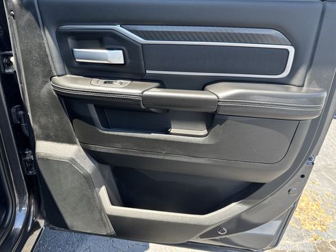 New 2026 RAM 3500 Big Horn AWD/4WD image 18