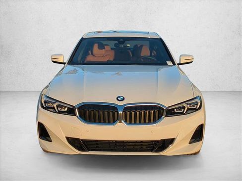 Certified 2025 BMW 330i Sedan w/ Premium Package image 2