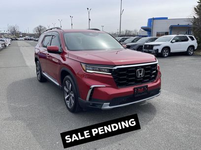 Used 2025 Honda Pilot Touring