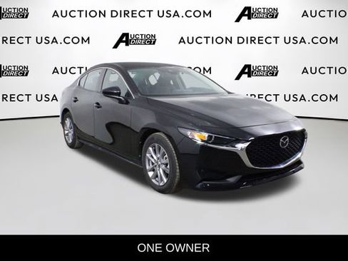 Used 2022 MAZDA MAZDA3 Sedan image 2