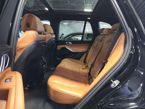 Used 2019 BMW X5 xDrive40i w/ Convenience Package image 14