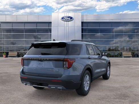 New 2026 Ford Explorer Active w/ Active Comfort Package RWD image 8