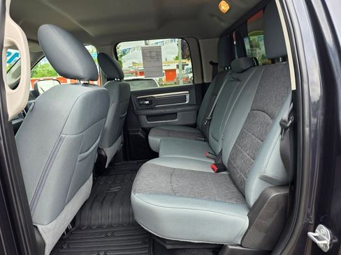 Used 2018 RAM 3500 Big Horn AWD/4WD image 10