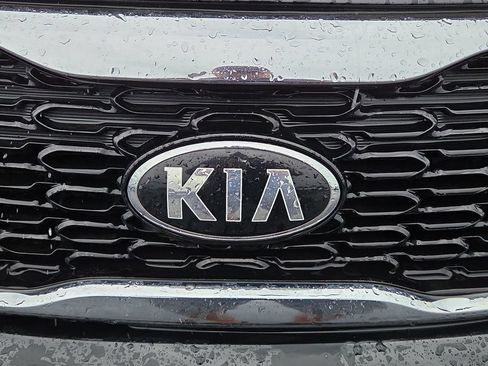 Used 2015 Kia Sorento LX AWD/4WD image 11