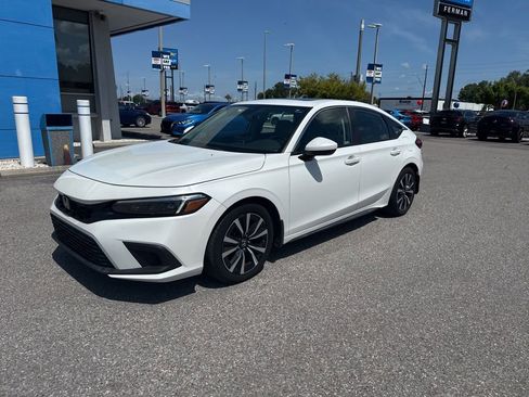 Used 2023 Honda Civic EX-L image 2