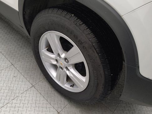 Used 2015 Chevrolet Trax LT FWD image 31