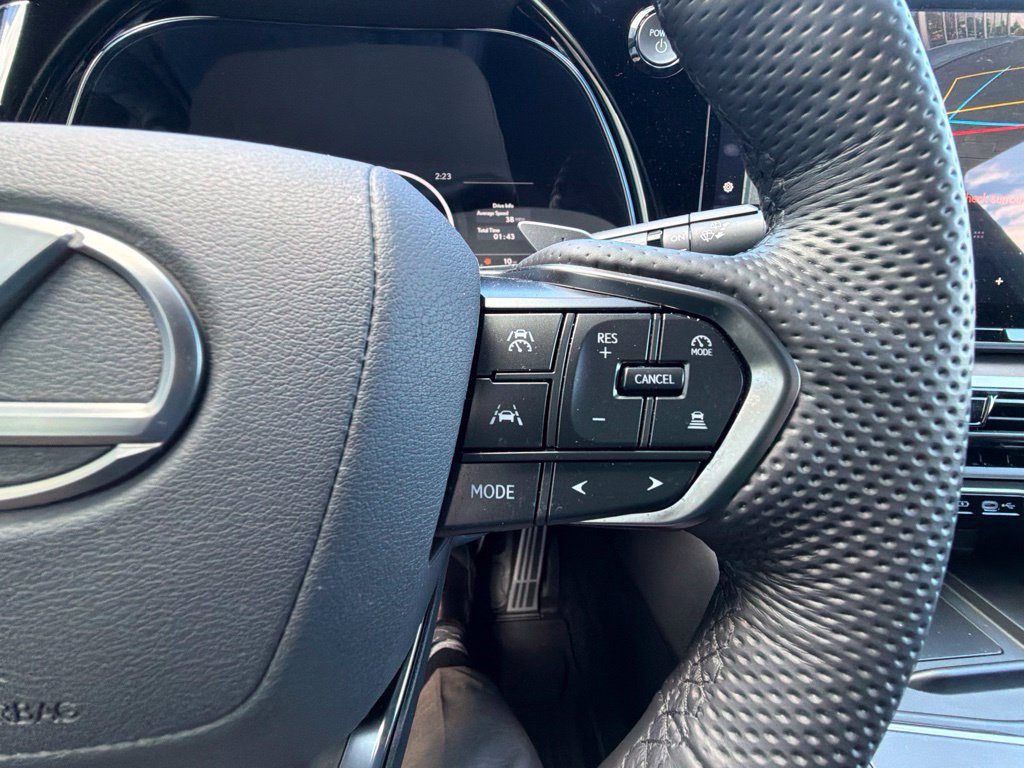 Certified 2026 Lexus TX 500h AWD w/ Technology Package image 28
