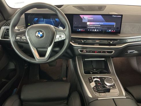 Certified 2025 BMW X5 sDrive40i w/ Parking Assistance Package RWD image 10