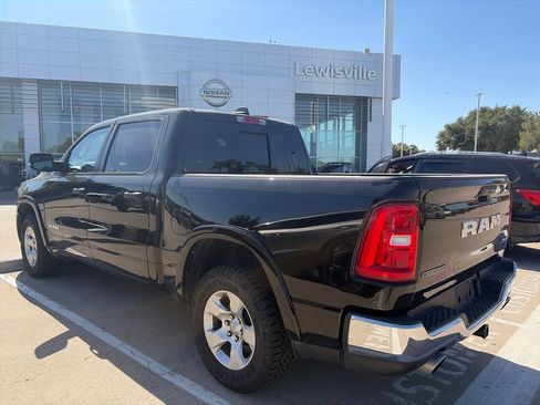 Used 2025 RAM 1500 Big Horn AWD/4WD image 10