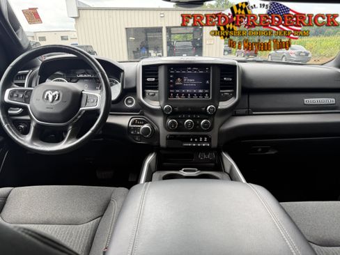 Used 2020 RAM 1500 Big Horn AWD/4WD image 16