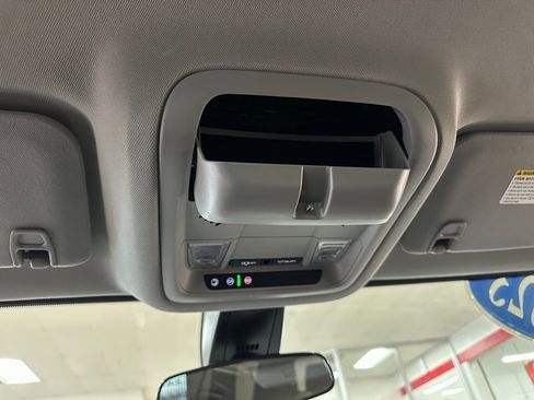 Used 2023 GMC Acadia SLE w/ Driver Convenience Package image 34