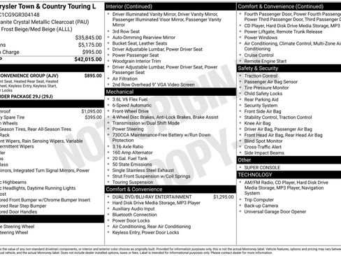 Used 2016 Chrysler Town & Country Touring-L w/ Driver Convenience Group image 4