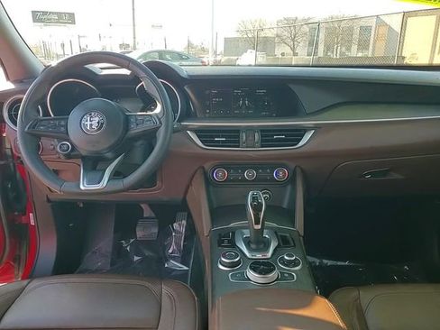 Used 2020 Alfa Romeo Stelvio Ti image 12