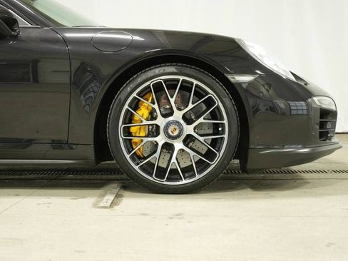 Certified 2014 Porsche 911 Turbo S image 40