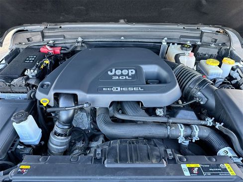 Used 2021 Jeep Wrangler Unlimited Rubicon image 26