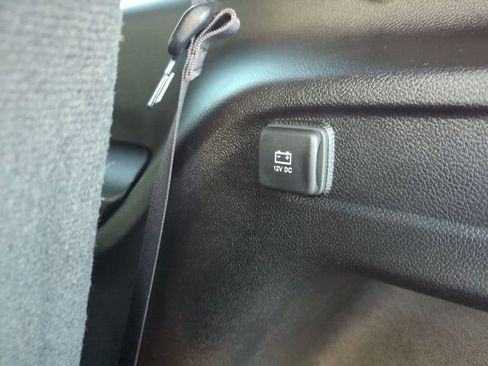 Used 2025 Jeep Grand Cherokee L Altitude image 41