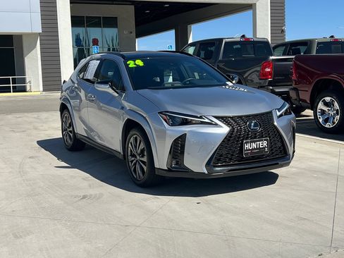 Used 2024 Lexus UX 250h F Sport FWD image 10