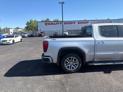 Used 2021 GMC Sierra 1500 SLT w/ SLT Premium Plus Package AWD/4WD image 18
