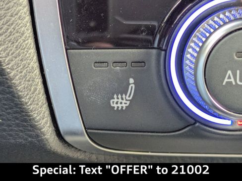 Used 2020 Audi Q3 2.0T Premium Plus w/ Premium Plus Package image 25