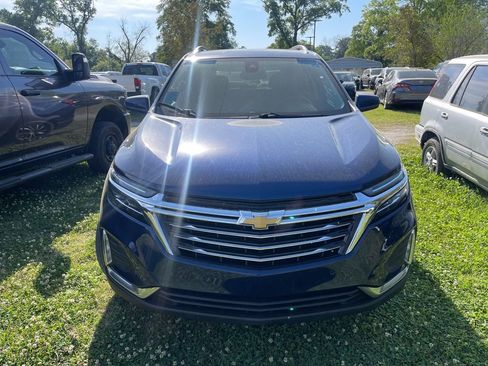 Used 2023 Chevrolet Equinox Premier image 2