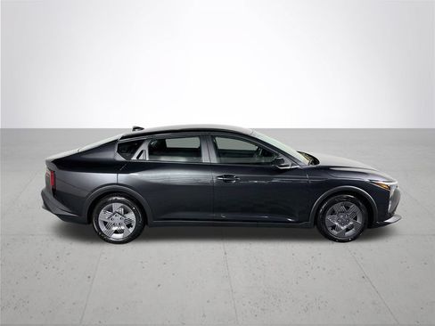 New 2026 Kia K4 FWD image 5