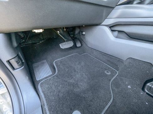 New 2026 Ford F250 Platinum w/ Tremor Off-Road Package image 34