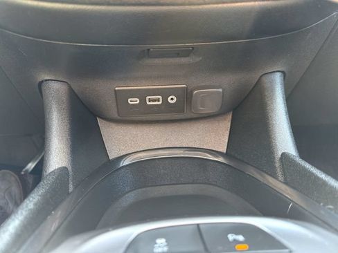 Used 2024 Chevrolet Malibu LT FWD image 34