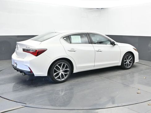 Used 2020 Acura ILX FWD image 3