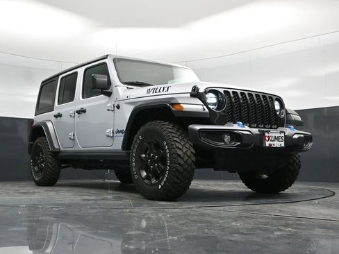 Used 2023 Jeep Wrangler Unlimited image 46