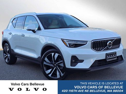 Certified 2023 Volvo XC40 B5 Ultimate w/ Protection Package Premier image 1