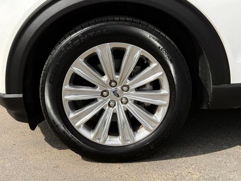 Used 2020 Ford Explorer Limited RWD image 17