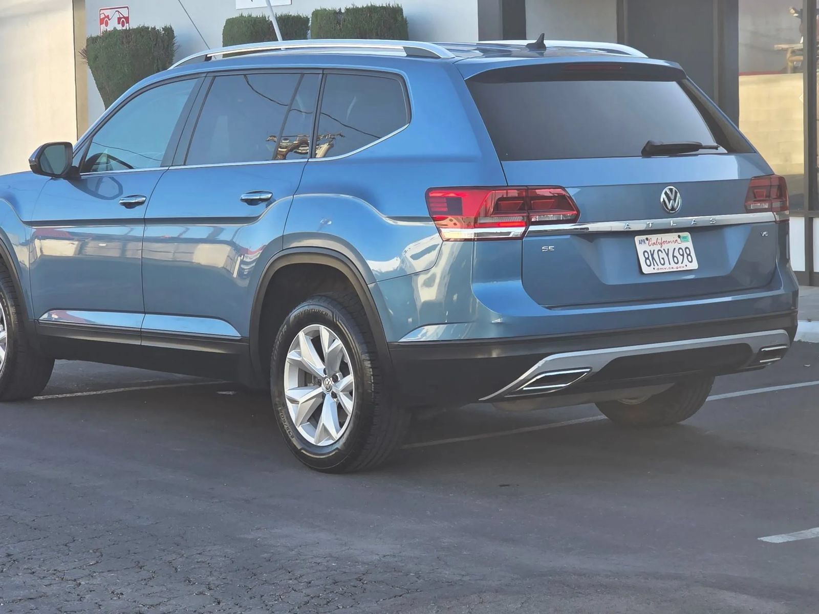 Used 2019 Volkswagen Atlas SE FWD image 2