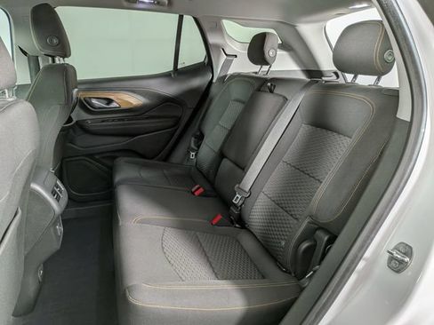 Used 2020 GMC Terrain SLE w/ Driver Convenience Package FWD image 25