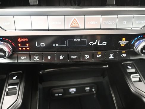 Certified 2024 Kia Telluride S w/ S Sunroof Package image 21