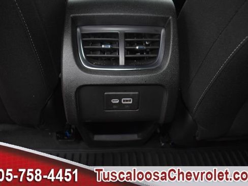 Used 2025 Chevrolet Blazer LT image 23