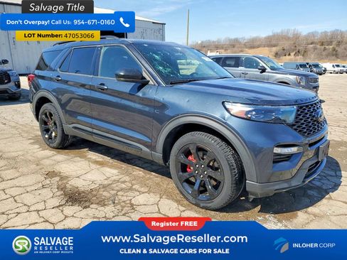 Used 2022 Ford Explorer ST w/ ST Street Pack image 5