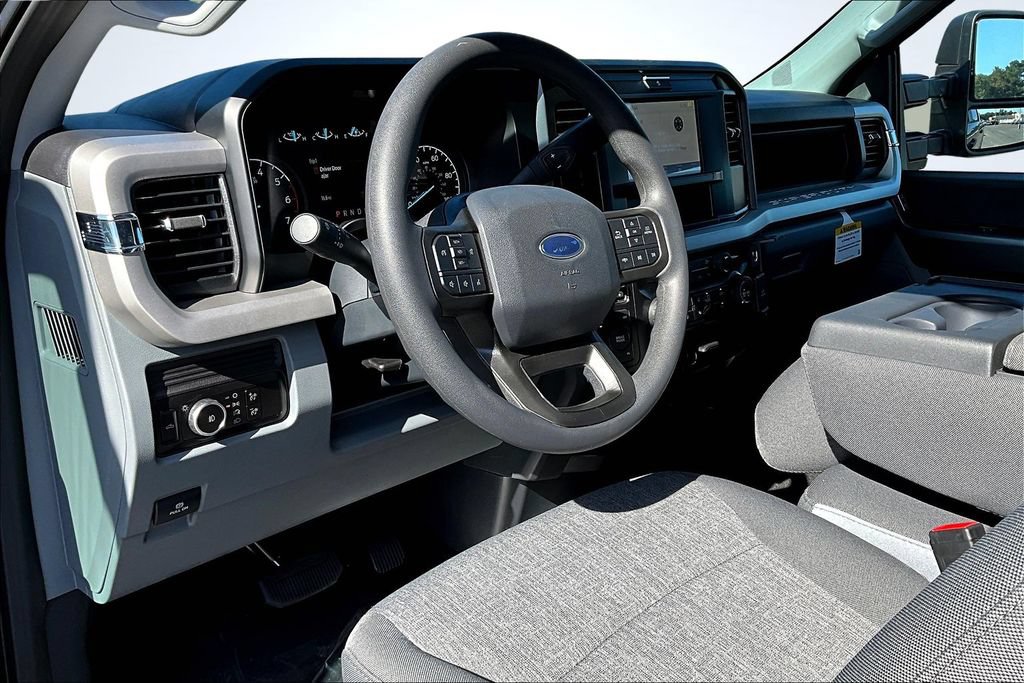 New 2026 Ford F250 XL w/ STX Appearance Package AWD/4WD image 6