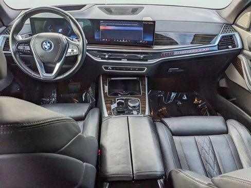 Used 2025 BMW X5 xDrive50e image 14