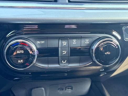 New 2026 Chevrolet Trax LT image 19