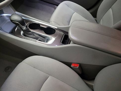 Used 2021 Chevrolet Malibu LT FWD image 26